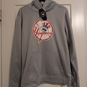 Gray Yankees Hoodie Boys Size 18/20